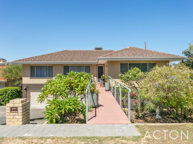 17 Palana Road, City Beach WA 6015