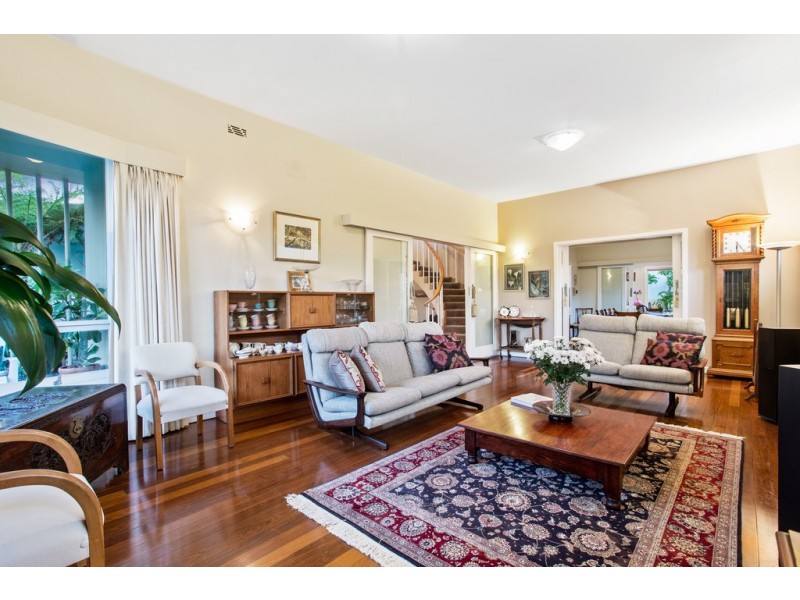 6 Caithness Road, Floreat WA 6014