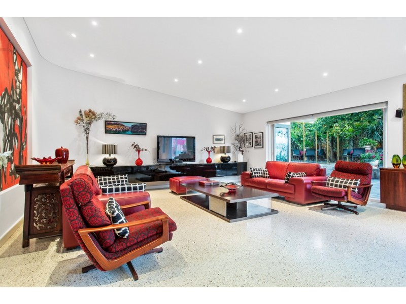 6 Caithness Road, Floreat WA 6014