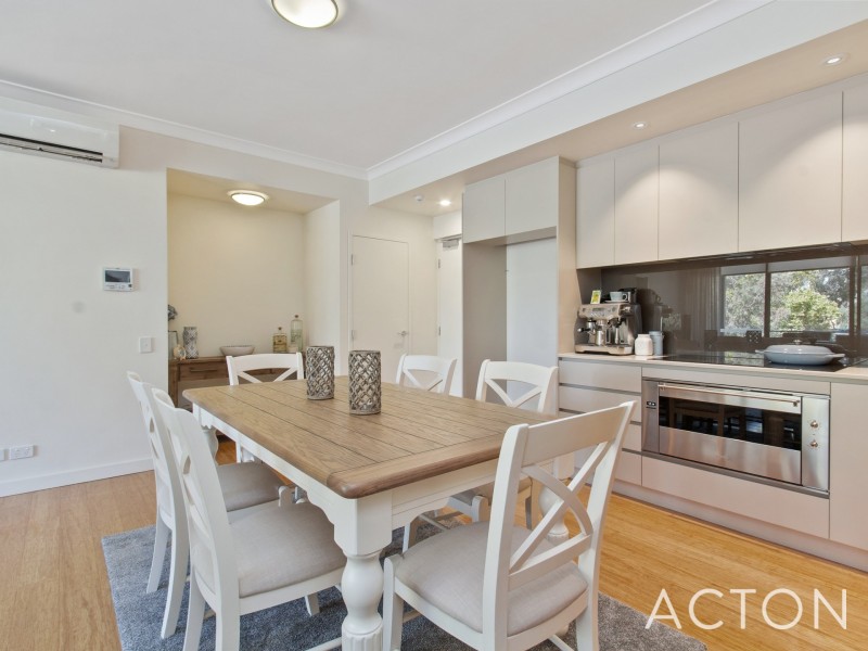 17/2 Dynevor Rise, Floreat WA 6014