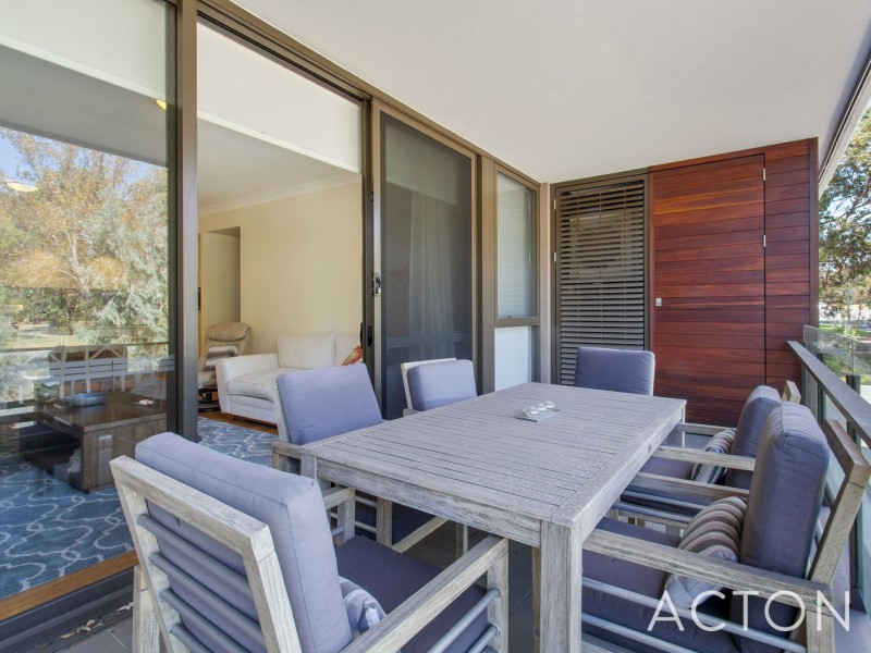 17/2 Dynevor Rise, Floreat WA 6014