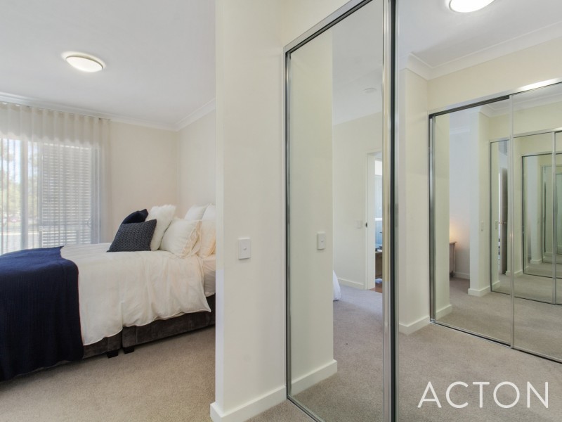17/2 Dynevor Rise, Floreat WA 6014