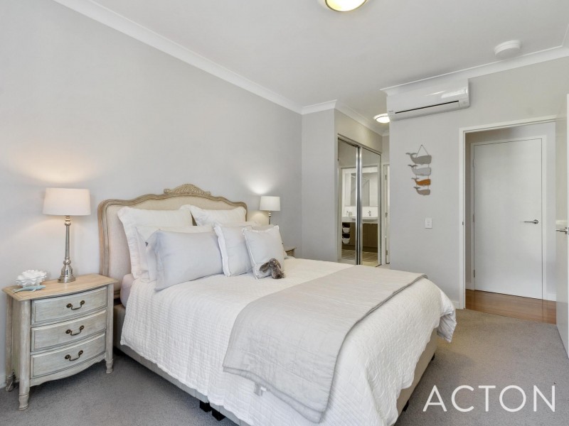 17/2 Dynevor Rise, Floreat WA 6014