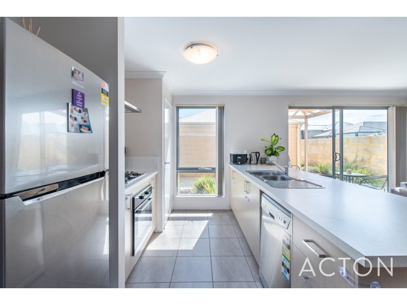 30 Skysail Avenue, Alkimos WA 6038