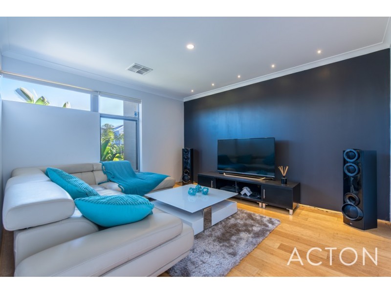 65 Equinox Avenue, Eglinton WA 6034