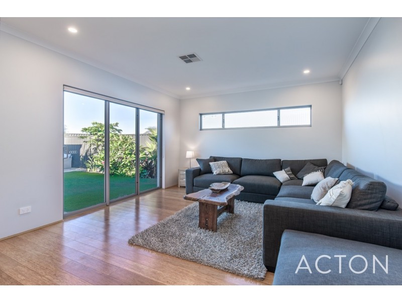 65 Equinox Avenue, Eglinton WA 6034