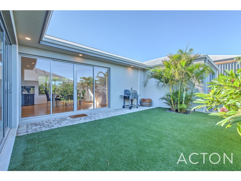 65 Equinox Avenue, Eglinton WA 6034