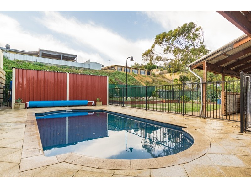 38 Hazel Avenue, Quinns Rocks WA 6030