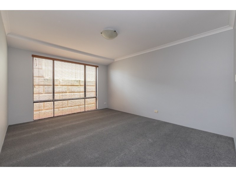 38 Hazel Avenue, Quinns Rocks WA 6030