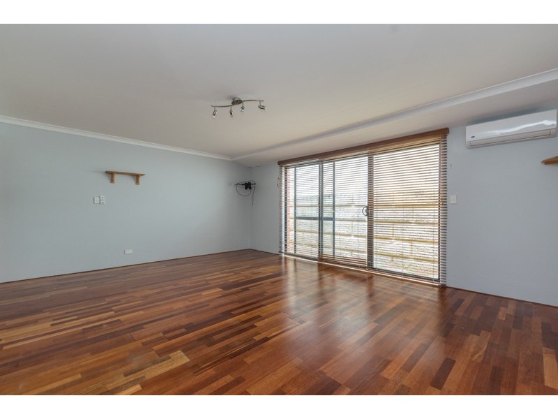 38 Hazel Avenue, Quinns Rocks WA 6030