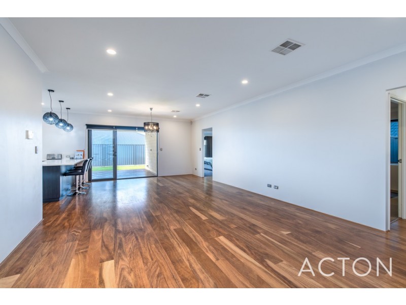 8 Fairgrounds Parkway, Alkimos WA 6038