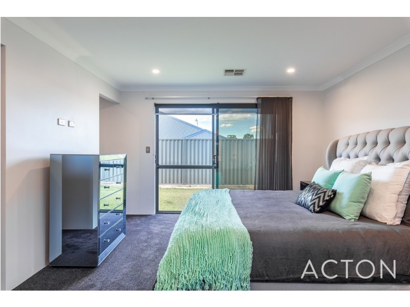8 Fairgrounds Parkway, Alkimos WA 6038