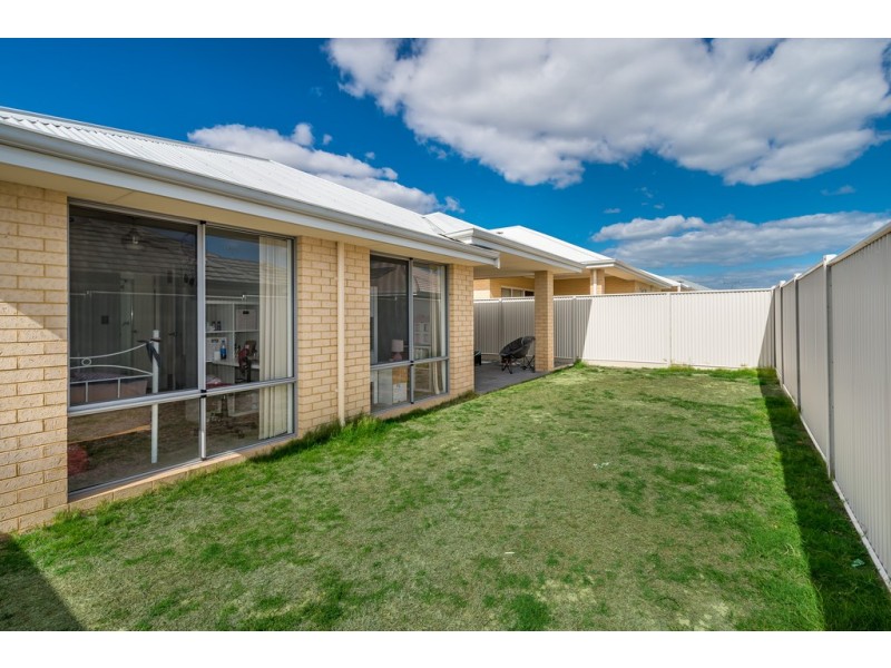 12 Amsterdam Crescent, Alkimos WA 6038