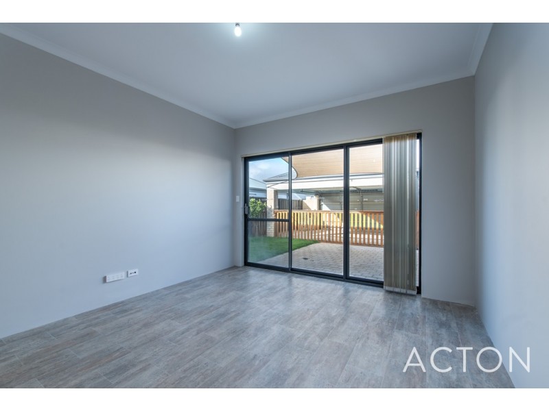 22 Trethowan Promenade, Alkimos WA 6038