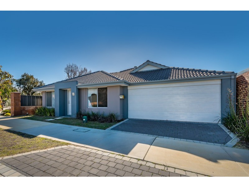 36 Cuddlepie Turn, Banksia Grove WA 6031