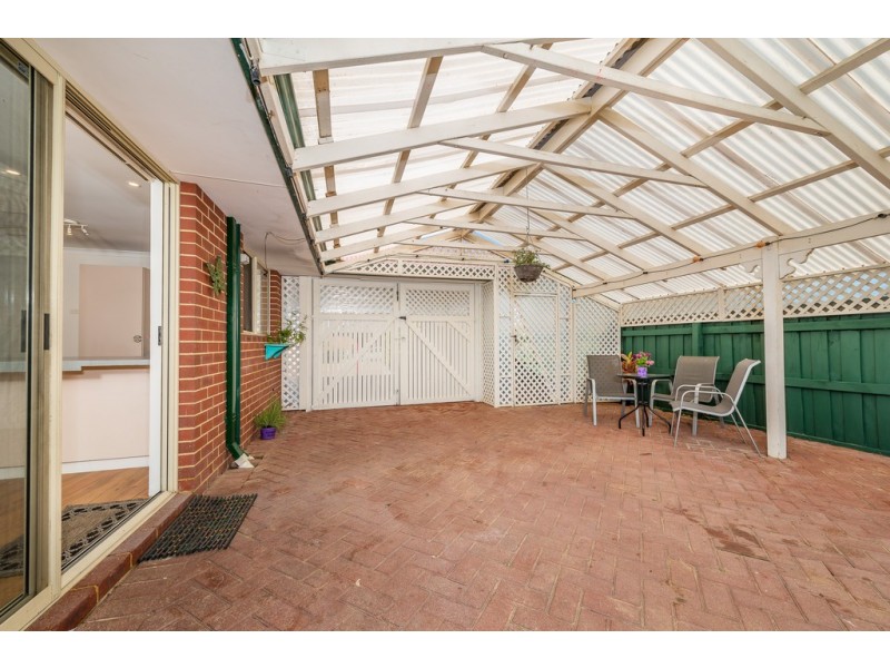 11 Hunn Court, Quinns Rocks WA 6030