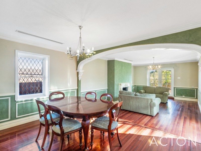 102 Dampier Avenue, Mullaloo WA 6027