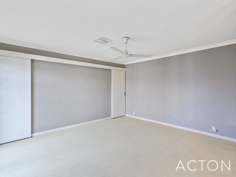 102 Dampier Avenue, Mullaloo WA 6027