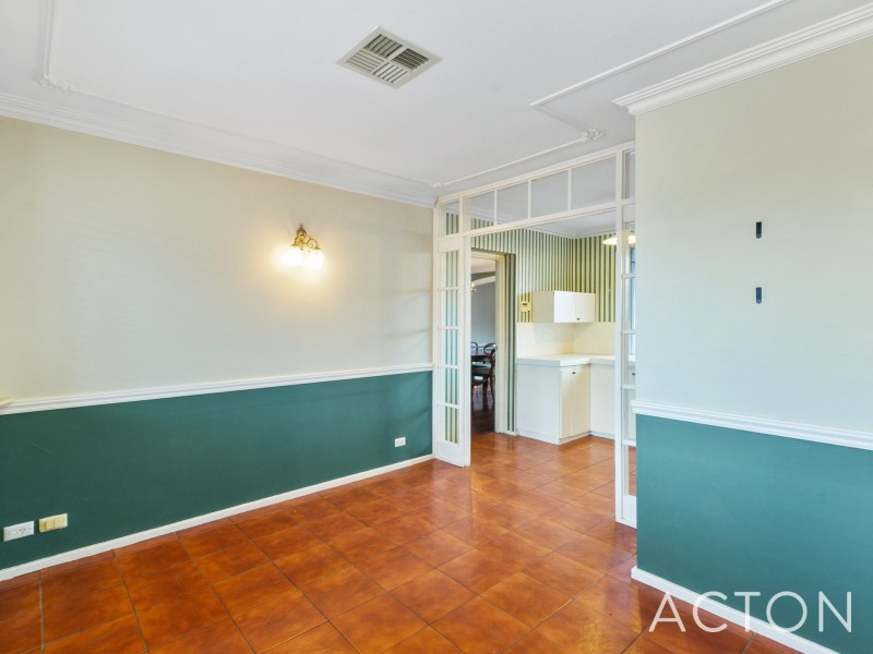 102 Dampier Avenue, Mullaloo WA 6027