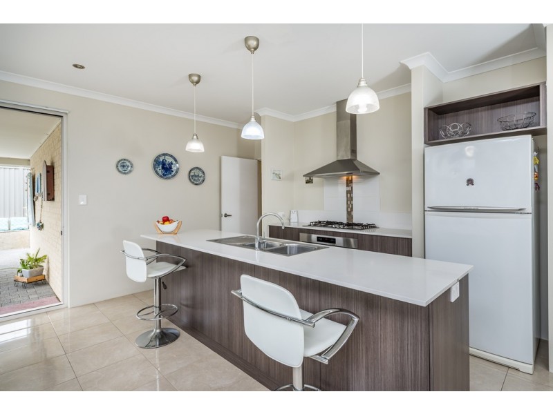 12 Citrine Street, Eglinton WA 6034