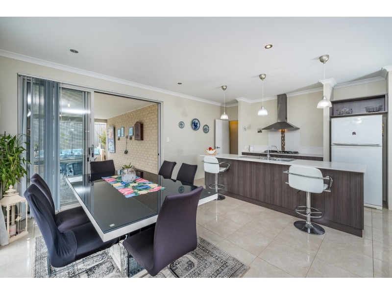 12 Citrine Street, Eglinton WA 6034