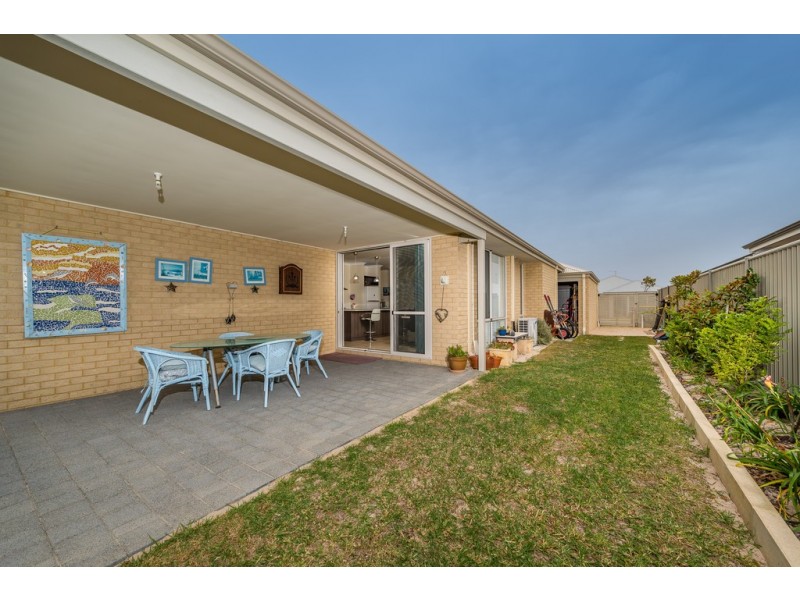 12 Citrine Street, Eglinton WA 6034