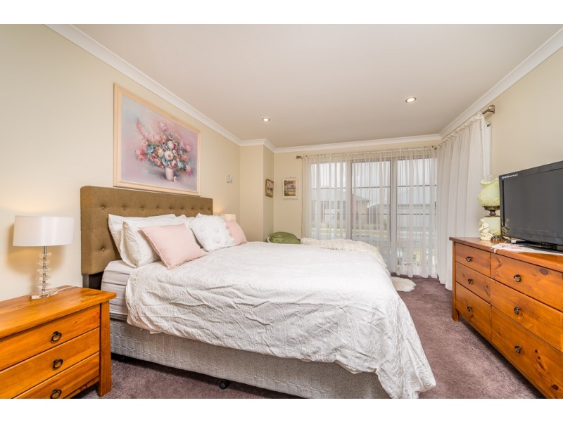 12 Citrine Street, Eglinton WA 6034