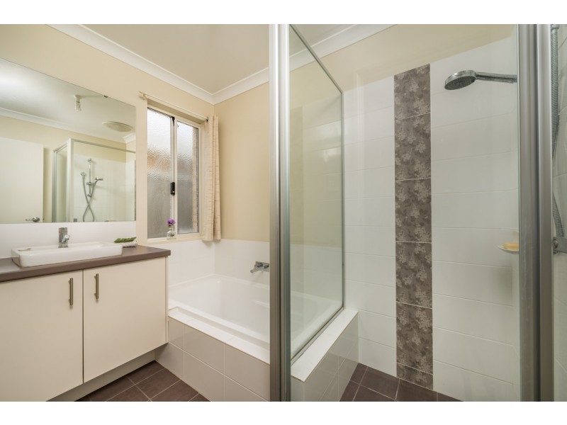 12 Citrine Street, Eglinton WA 6034