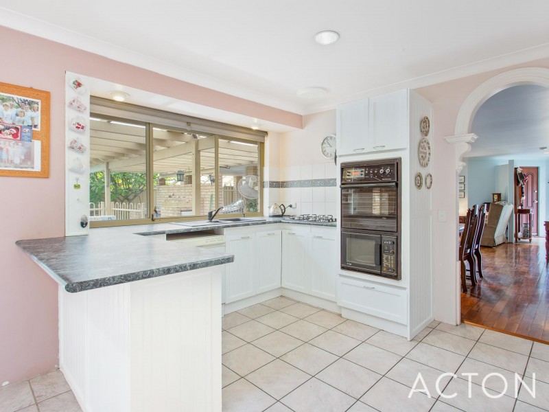 15 Cameron Green, Floreat WA 6014