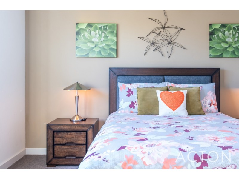 16 Giallo Way, Eglinton WA 6034