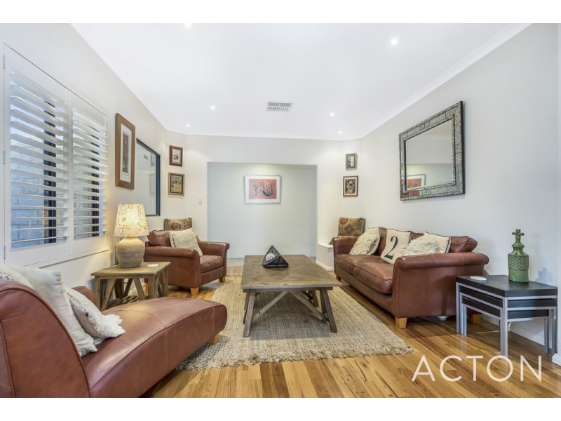 14 Galway Court, Mindarie WA 6030