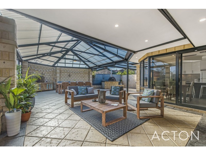 14 Galway Court, Mindarie WA 6030