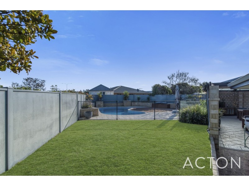 14 Galway Court, Mindarie WA 6030