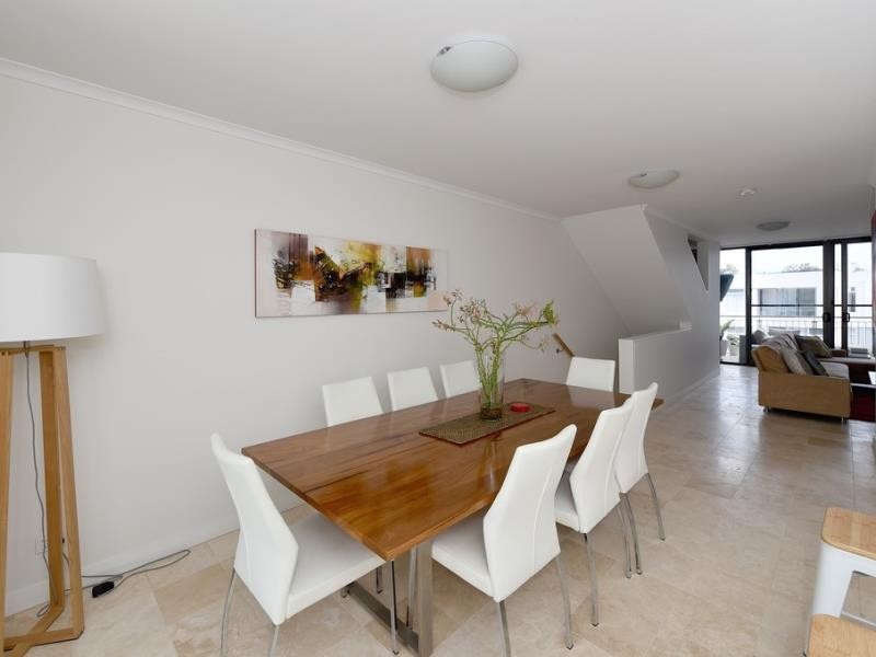 2/53 Stadium Drive, Floreat WA 6014