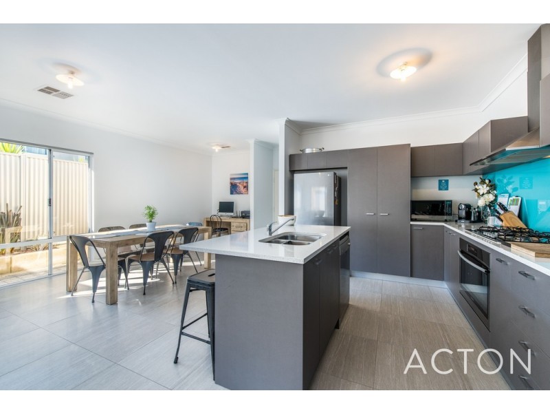 15 Grasswren Way, Alkimos WA 6038