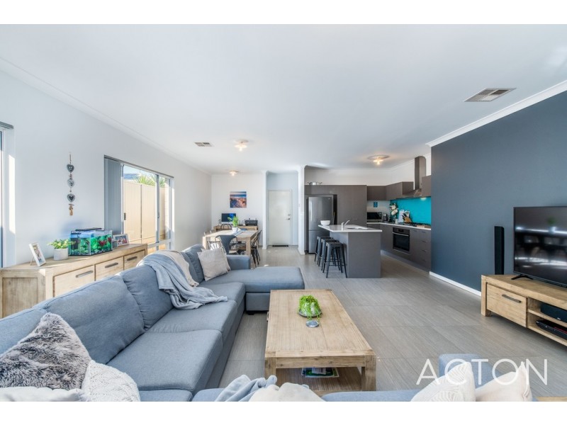 15 Grasswren Way, Alkimos WA 6038