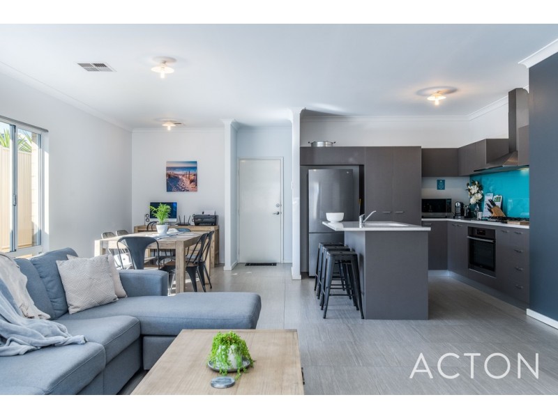 15 Grasswren Way, Alkimos WA 6038