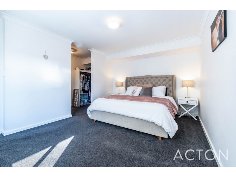 15 Grasswren Way, Alkimos WA 6038