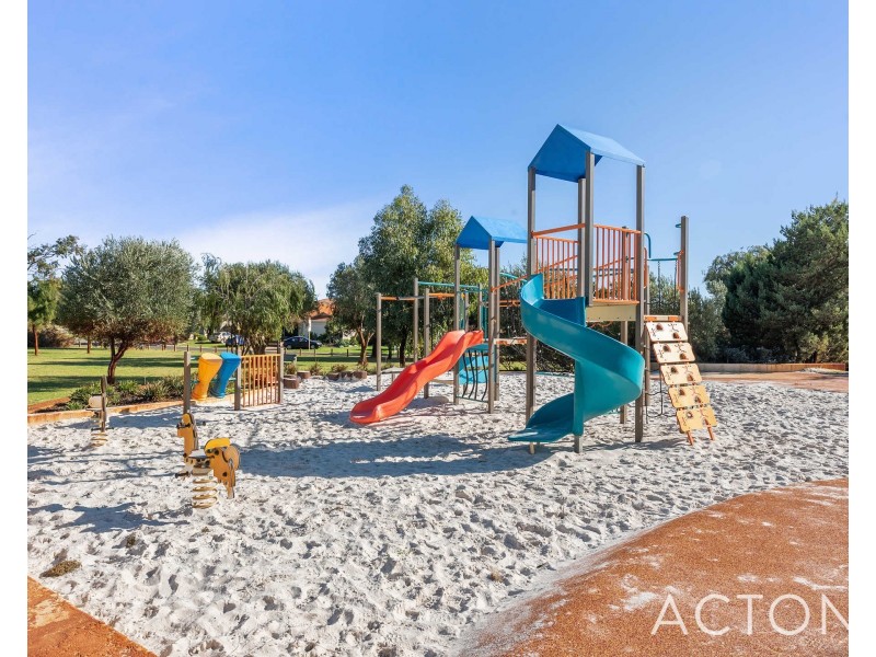 5 Carlton Turn, Currambine WA 6028