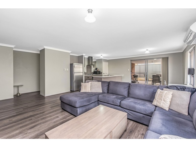 9 Santapola Approach, Alkimos WA 6038