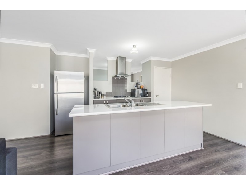 9 Santapola Approach, Alkimos WA 6038