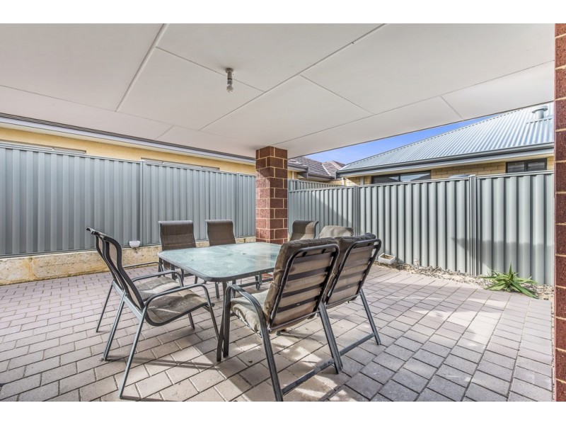 9 Santapola Approach, Alkimos WA 6038