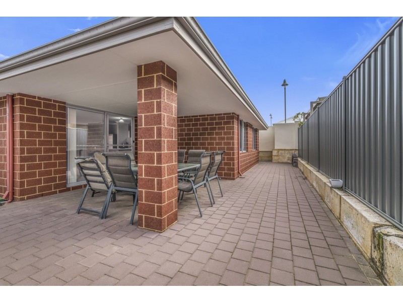 9 Santapola Approach, Alkimos WA 6038