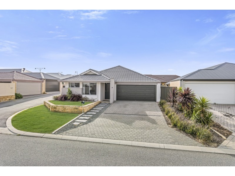 9 Santapola Approach, Alkimos WA 6038