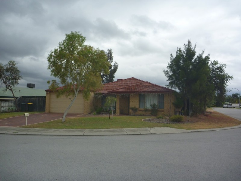 17 Trigger Plant Avenue, Ellenbrook WA 6069