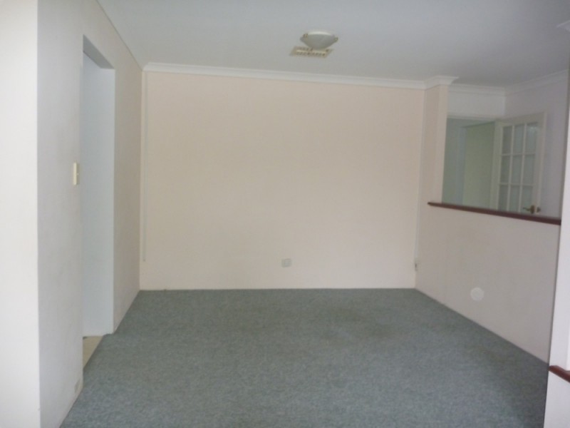 17 Trigger Plant Avenue, Ellenbrook WA 6069