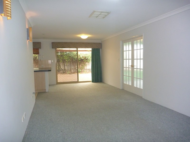 17 Trigger Plant Avenue, Ellenbrook WA 6069