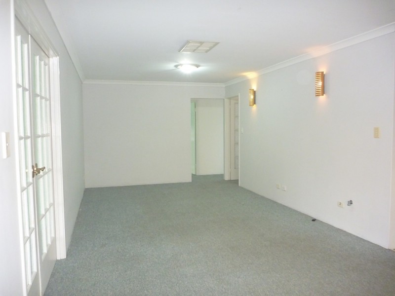 17 Trigger Plant Avenue, Ellenbrook WA 6069