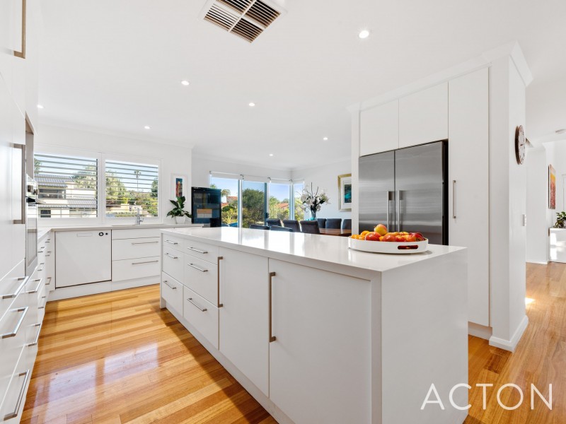 2 Carinya Place, City Beach WA 6015