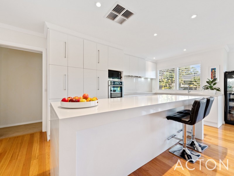 2 Carinya Place, City Beach WA 6015